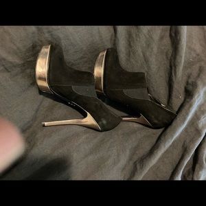 Racheal Ray  platform stilettos